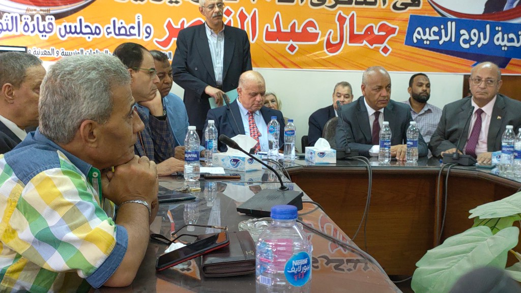 جريدة شبكة أخبار الدولية : ثورة يونيو تعانق ثورة يوليورموز مصر فى احتفالات&nbsp;مصر