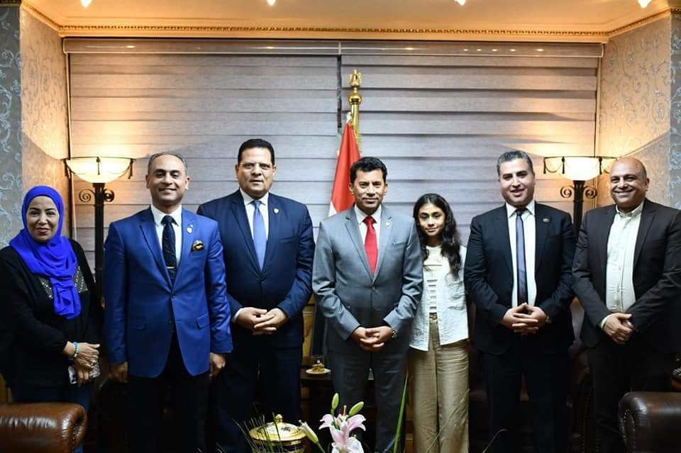 جريدة شبكة أخبار الدولية : وزير الشباب و الرياضة يستقبل رئيس مجلس امناء مؤسسة&nbsp;القادة…