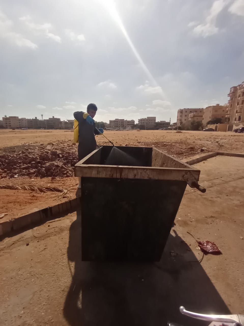 جريدة شبكة الأخبار الدولية : تكثف جهودها في مكافحة الذباب والبعوض وناقلات الأمراض&nbsp;بالشرقية